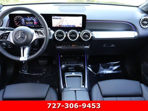 Certified 2024 Mercedes-Benz GLB 250 4MATIC w/ Driver Assistance Package image 19