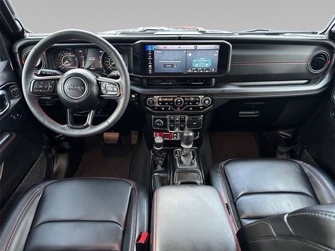 Certified 2024 Jeep Gladiator Rubicon w/ Convenience Group image 12