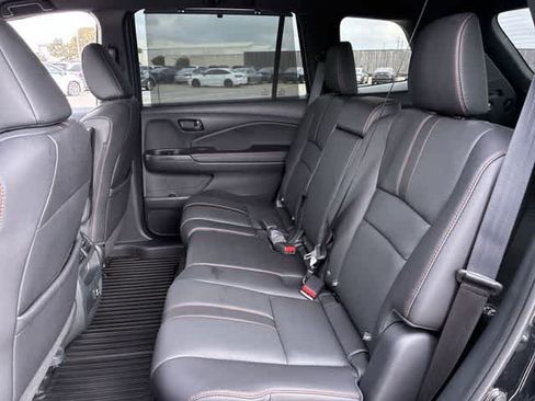 Used 2023 Honda Passport TrailSport image 21