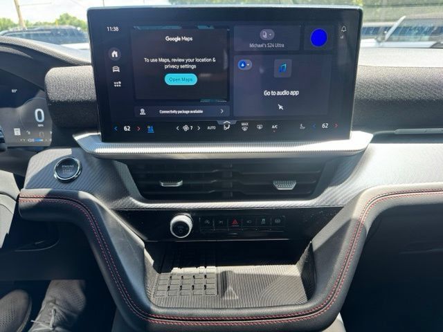 Used 2025 Ford Explorer ST AWD/4WD image 31