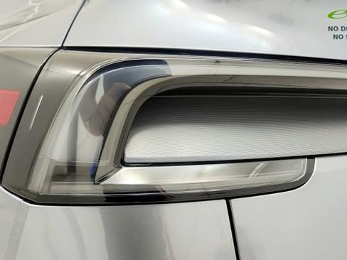 Used 2026 Tesla Model Y Performance AWD/4WD image 27