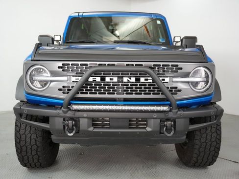 Used 2022 Ford Bronco Badlands image 2