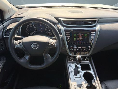 Certified 2023 Nissan Murano SL w/ SL Moonroof Package FWD image 32