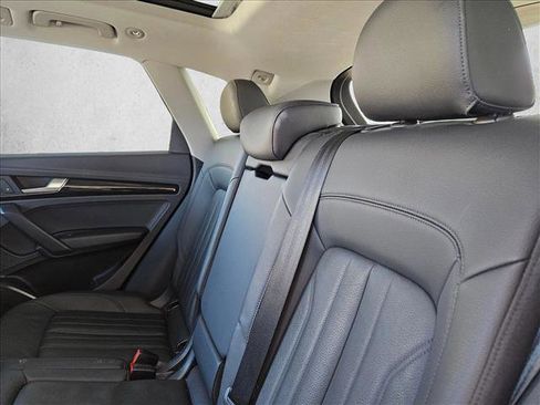 Used 2018 Audi Q5 2.0T Premium Plus w/ Premium Plus Package image 23
