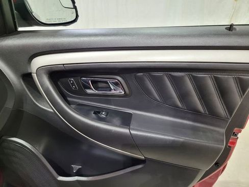 Used 2013 Ford Taurus SEL image 48