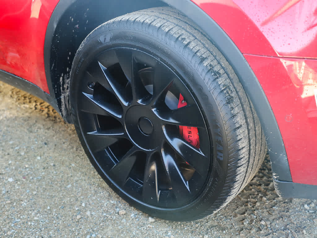 Used 2022 Tesla Model Y Long Range AWD/4WD image 13