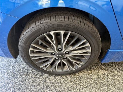 Used 2023 Kia Forte GT-Line w/ GT-Line Premium Package FWD image 30
