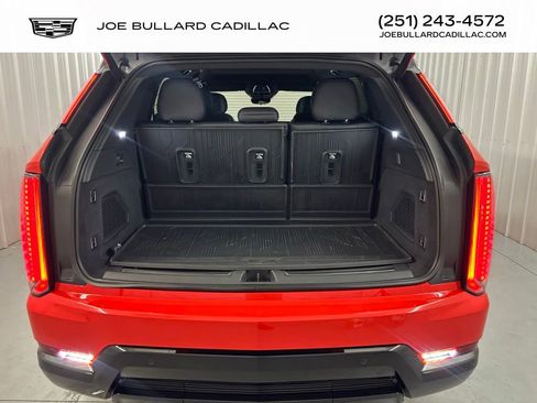 New 2026 Cadillac Escalade IQ Sport 1 w/ LPO, Floor Liner Package image 21