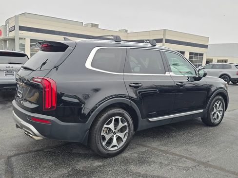 Certified 2022 Kia Telluride EX w/ Towing Package image 3