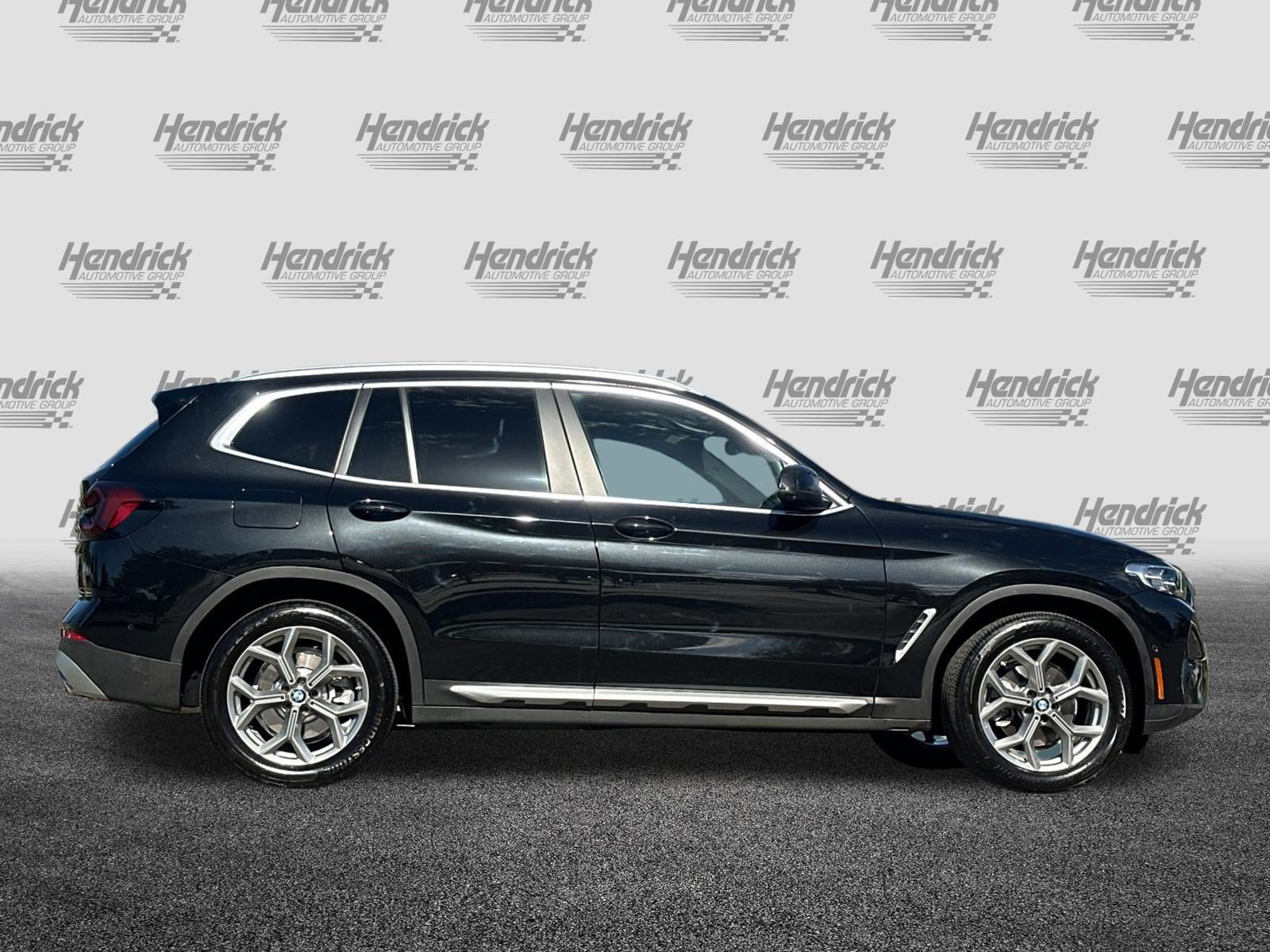 Used 2023 BMW X3 sDrive30i w/ Premium Package RWD image 3
