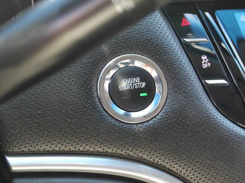 Used 2017 Cadillac XTS Luxury image 28