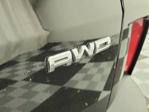 Used 2021 Ford Escape Titanium w/ Class II Trailer Tow Package AWD/4WD image 9