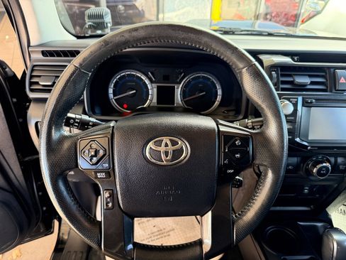 Used 2014 Toyota 4Runner Trail Premium image 9