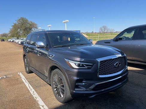 Certified 2022 INFINITI QX80 Sensory w/ Cargo Package image 6