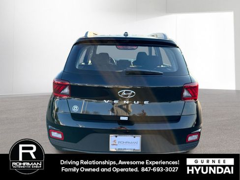 New 2026 Hyundai Venue SEL image 8