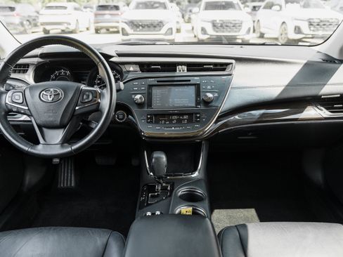 Used 2015 Toyota Avalon XLE Premium FWD image 8