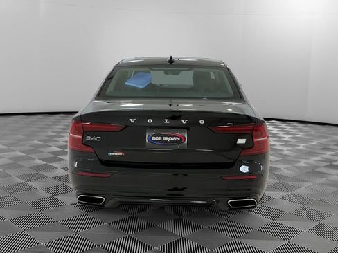 Used 2021 Volvo S60 T8 R-Design Expression AWD/4WD image 4