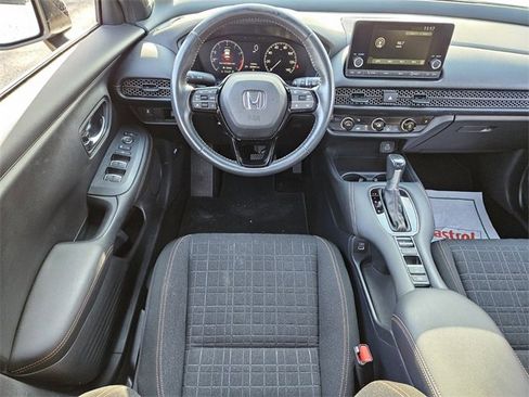 Used 2023 Honda HR-V Sport image 10