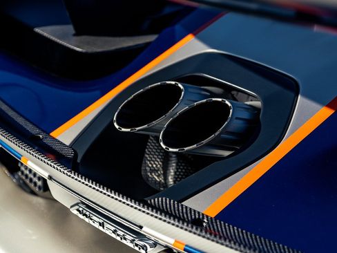 Used 2020 McLaren Senna image 29