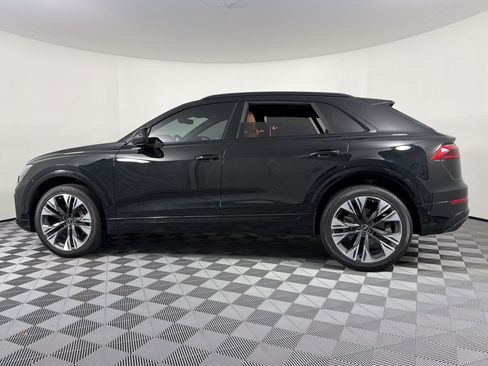 Used 2025 Audi Q8 Premium Plus AWD/4WD image 2