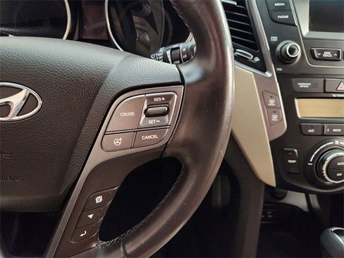 Used 2016 Hyundai Santa Fe Limited image 28