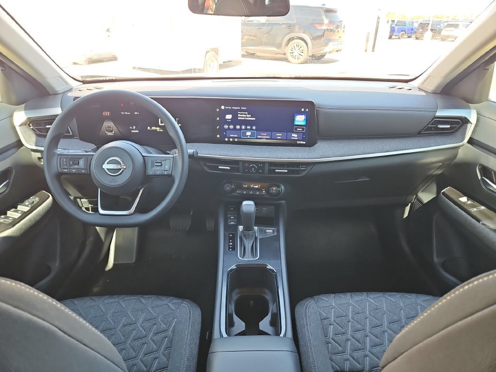 New 2027 Nissan Kicks SV FWD image 17