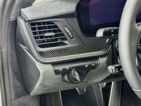 Certified 2026 Porsche 911 GT3 RWD image 12