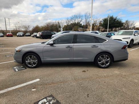 Certified 2025 Honda Accord EX-L image 4