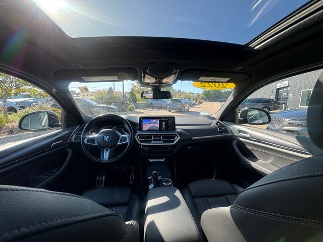 Used 2022 BMW X4 xDrive30i w/ M Sport Package AWD/4WD image 42