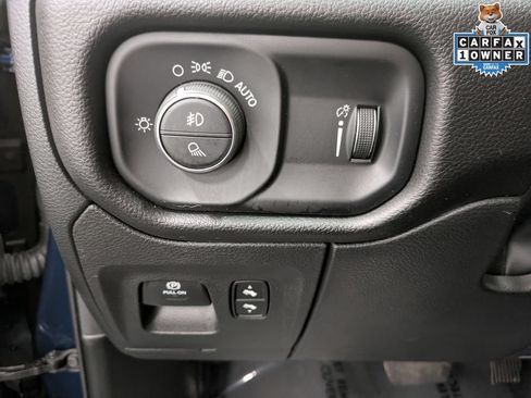 Used 2023 RAM 1500 Big Horn AWD/4WD image 23
