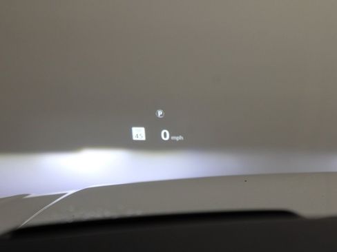 Used 2021 Land Rover Range Rover Westminster Edition image 23