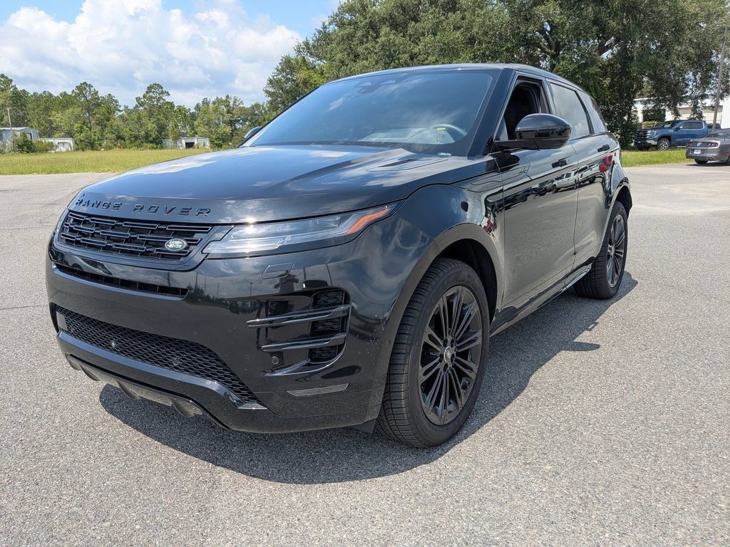 Used 2025 Land Rover Range Rover Evoque Dynamic SE AWD/4WD image 10