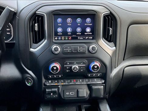 Used 2022 GMC Sierra 2500 AT4 w/ AT4 Premium Plus Package image 7