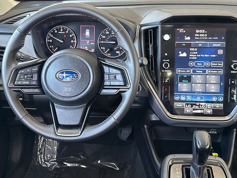 Certified 2025 Subaru Crosstrek 2.5i Limited w/ Crosstrek Mirror Package image 17