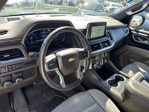 Used 2022 Chevrolet Tahoe LT w/ Luxury Package image 19
