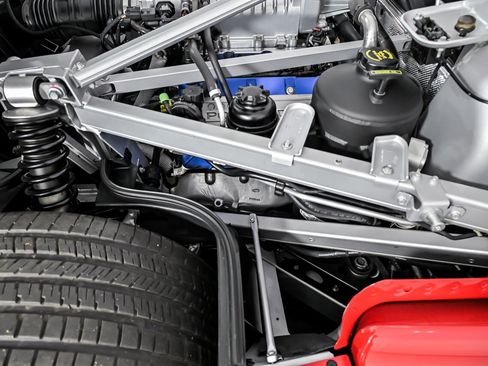 Used 2005 Ford GT RWD image 27