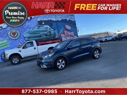 Used 2019 Kia Niro EX image 1