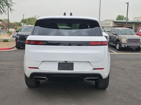 Used 2024 Land Rover Range Rover Sport Dynamic SE AWD/4WD image 7