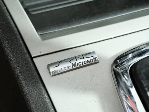 Used 2010 Ford Fusion SE FWD image 24