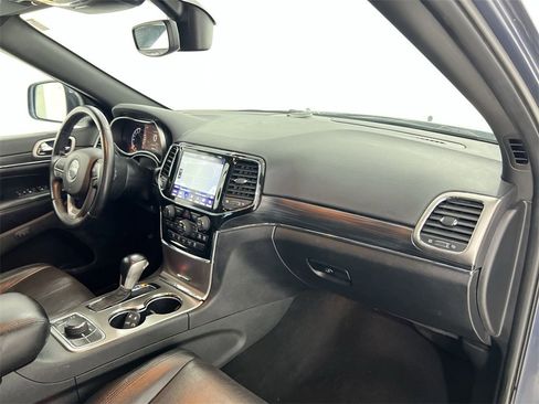 Used 2020 Jeep Grand Cherokee Limited w/ Luxury Group II image 27