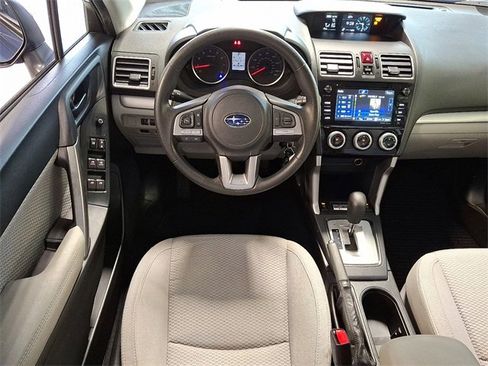 Used 2018 Subaru Forester 2.5i Premium w/ All-Weather Package image 13