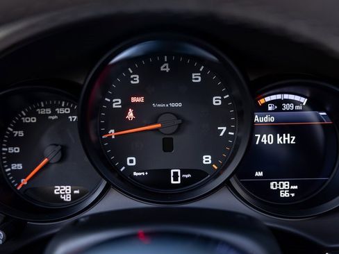 Used 2025 Porsche 718 Boxster image 42