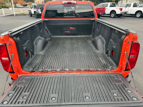 Used 2019 Chevrolet Colorado Z71 image 12