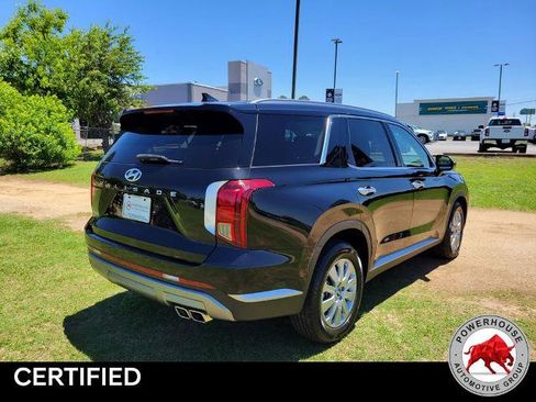 Used 2024 Hyundai Palisade SEL FWD image 6