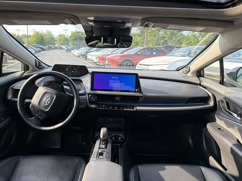Used 2023 Toyota Prius Limited AWD/4WD image 17