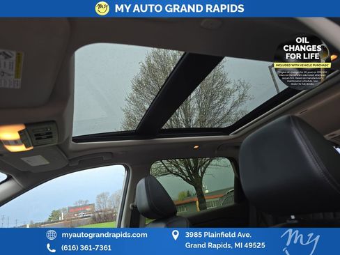 Used 2023 Nissan Rogue SL AWD/4WD image 21