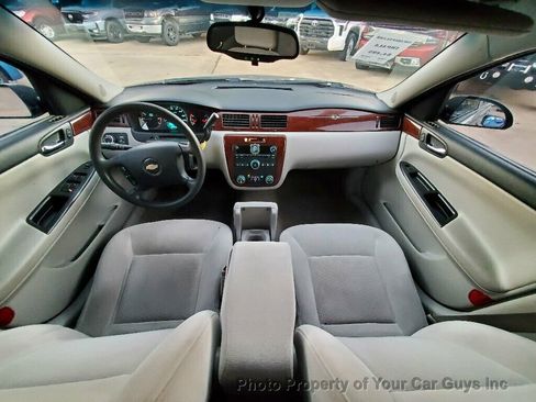 Used 2006 Chevrolet Impala LT image 24