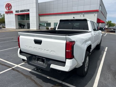 Used 2024 Toyota Tacoma SR5 image 6