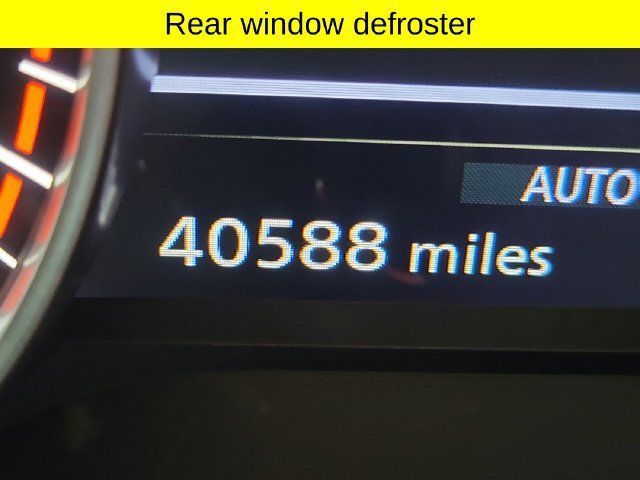 Used 2024 Nissan Pathfinder S AWD/4WD image 14