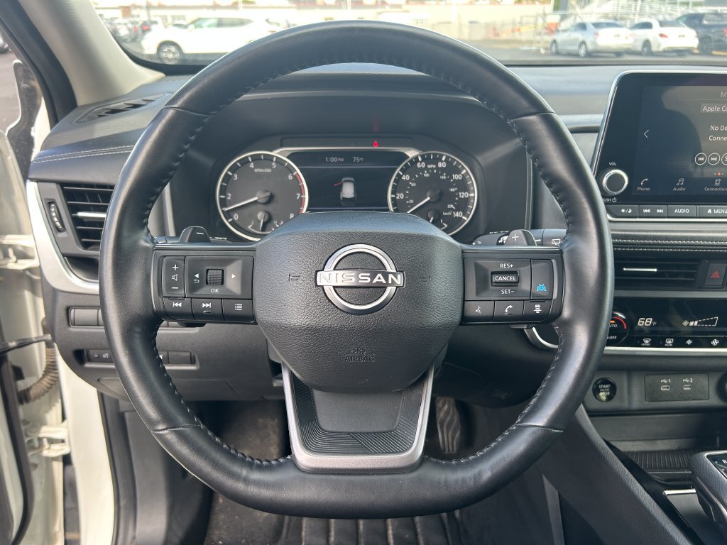 Used 2025 Nissan Rogue SV AWD/4WD image 20